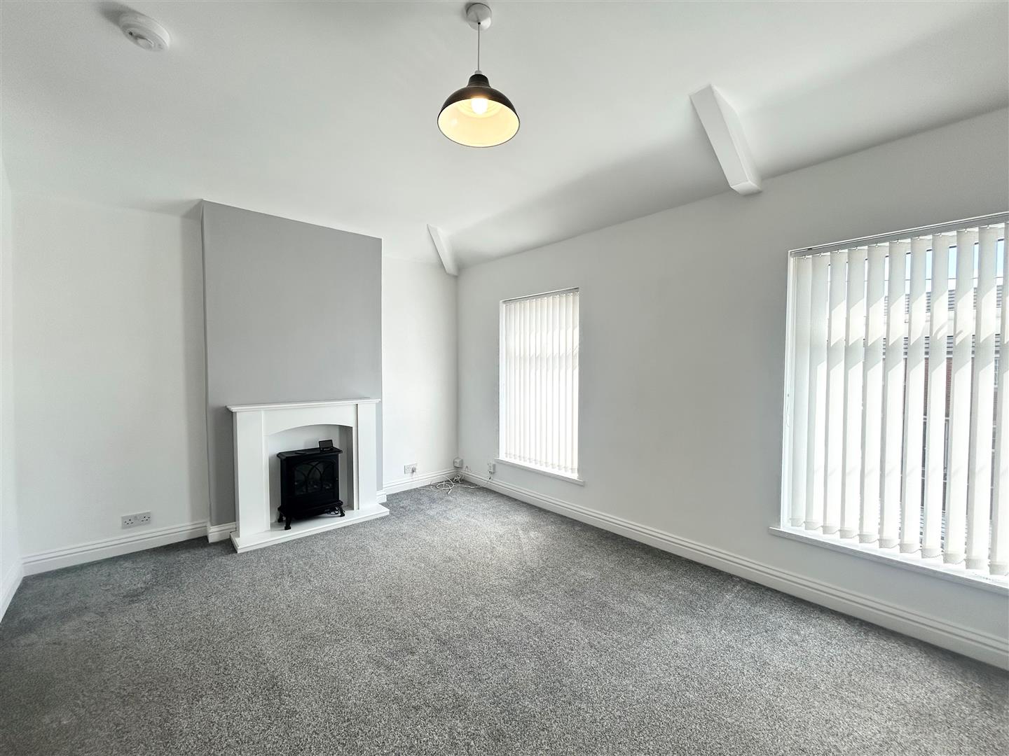 School Terrace, North Cornelly, Bridgend, CF33 4HU